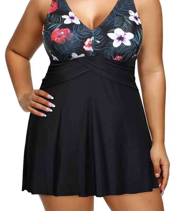 Traje de Baño Plus Size con Falda Negra y Estampado Floral Tropical