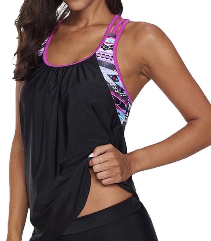 Top tankini negro para mujer con diseño deportivo y estampado étnico en tonos rosados y morados ideal para playa y piscina