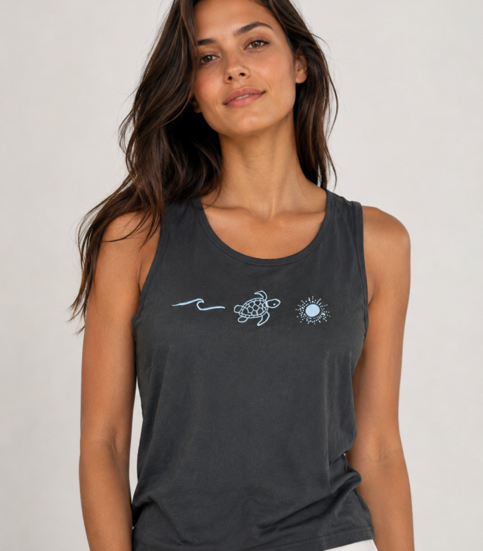 Blusa negra sin mangas para mujer con estampado minimalista de tortuga y diseño casual moderno.